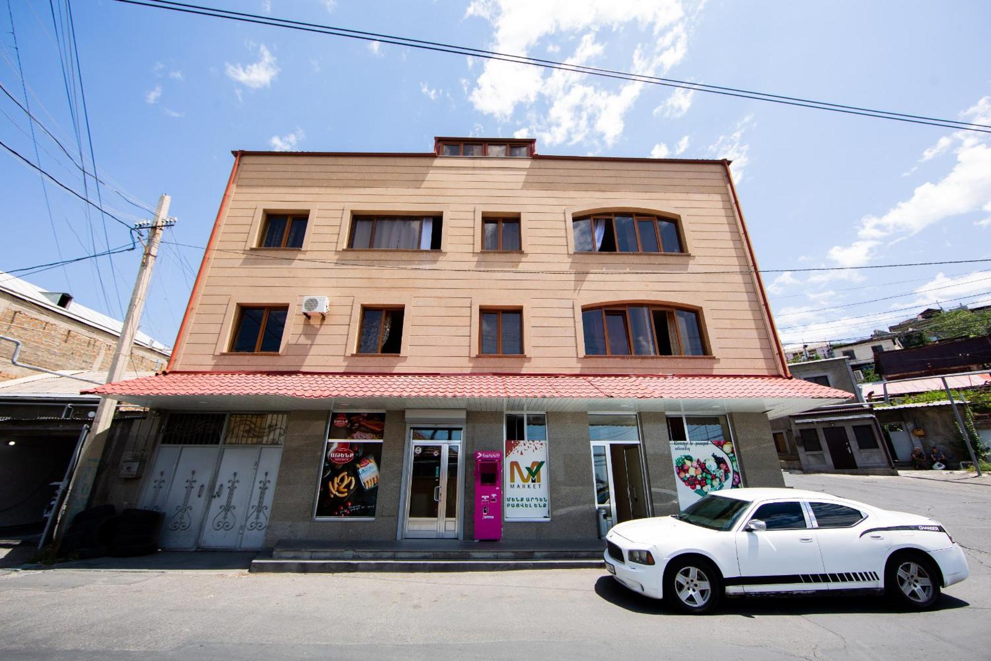 Centre Guest House Yerevan Exterior photo